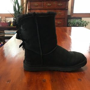 Black Bailey Bow Uggs